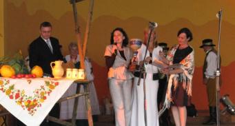 DODR we Wrocławiu promuje muzykę ludową - puchar Dyrektora DODR we Wrocławiu dla zespołu ludowego ,,Lasowianie”